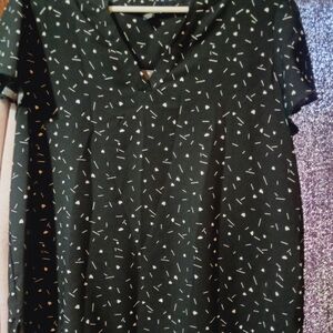 Hilary Radley Black Blouse with White Pattern